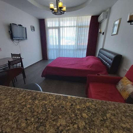 Apartament Premium Klass Lägenhet Batumi Exteriör bild