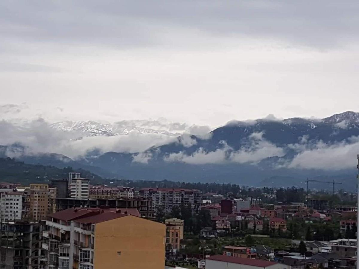 Apartament Premium Klass Lägenhet Batumi Exteriör bild