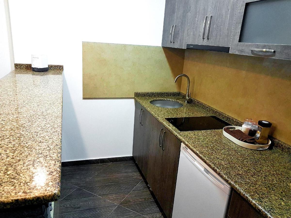 Apartament Premium Klass Lägenhet Batumi Exteriör bild