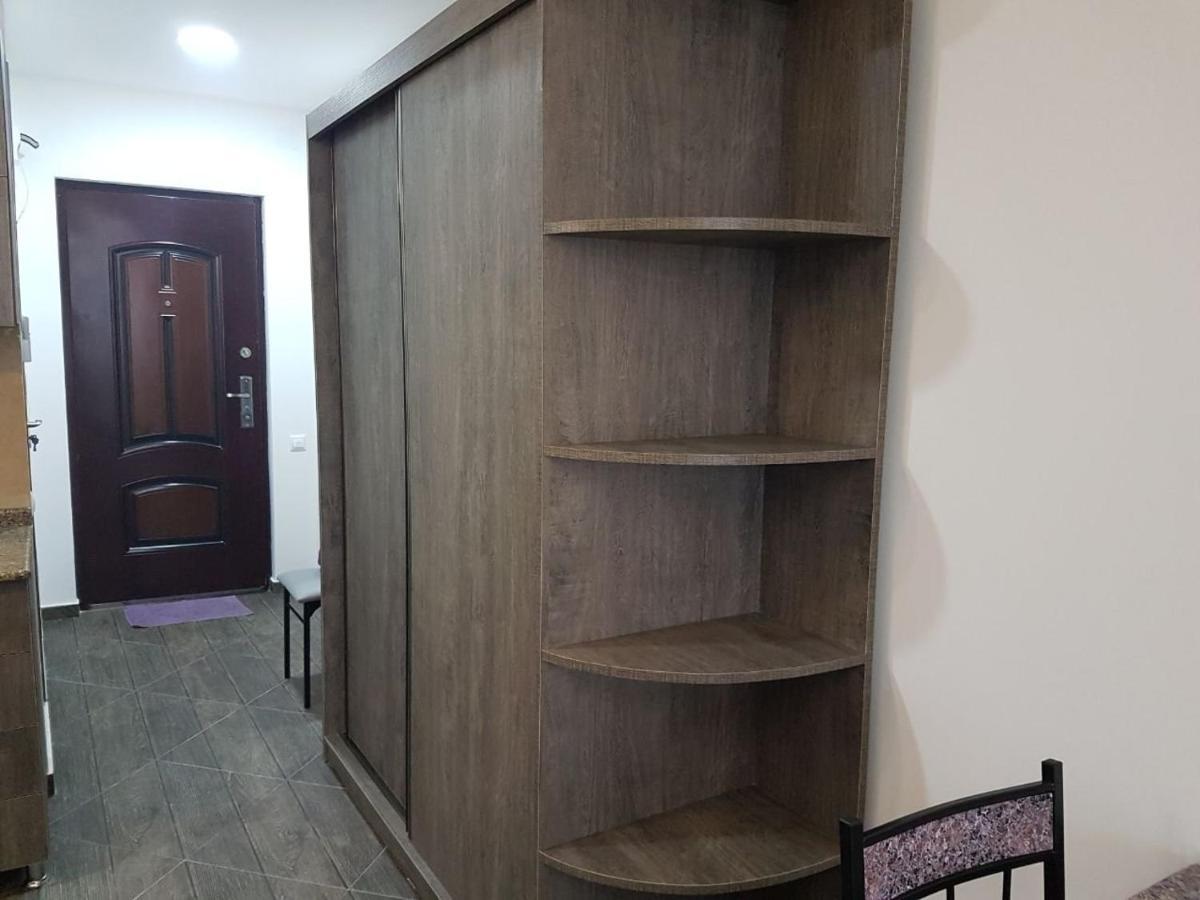 Apartament Premium Klass Lägenhet Batumi Exteriör bild